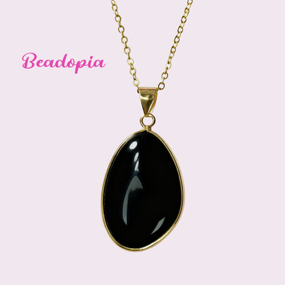 Elegant necklace with golden chain and gem pendant, 9 styles available