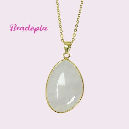 Elegant necklace with golden chain and gem pendant, 9 styles available